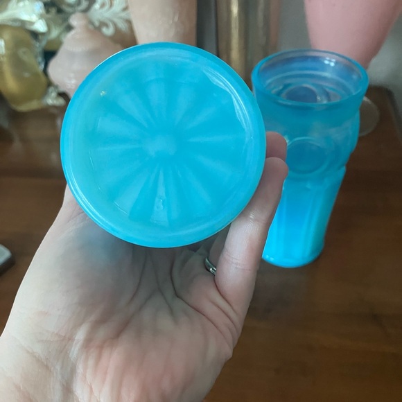 Pair Wheaton Glass Blue Opalescent Glass Bullseye 16 oz. Tumblers 6 3/4" - Picture 6 of 8